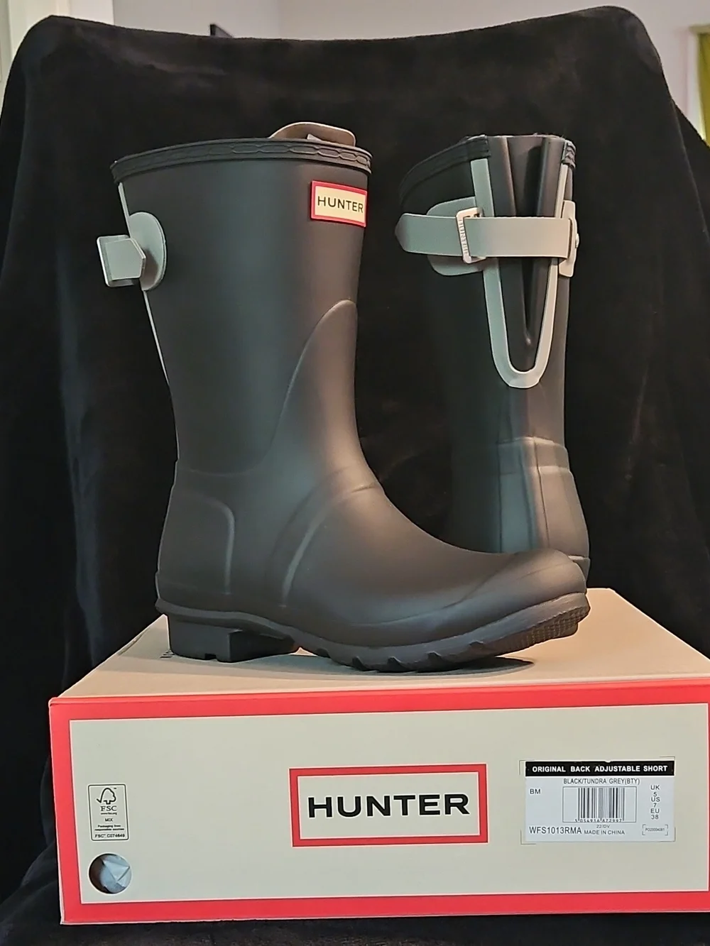 Hunter Matte Black Rain Boots with Gray Pull Straps